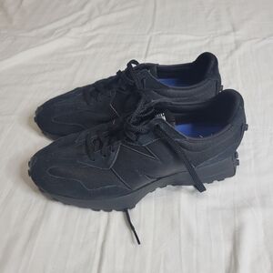 Men's Phantom Black New Balance 327 New With Out Box.